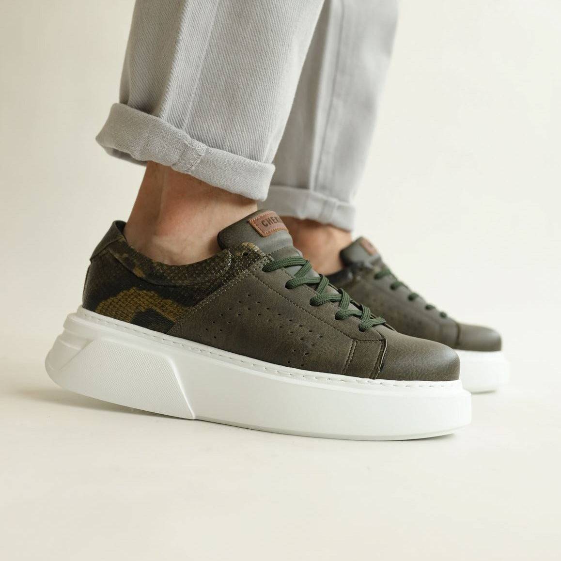 Low Top Casual Sneakers for Men by Apollo | Santos in Green