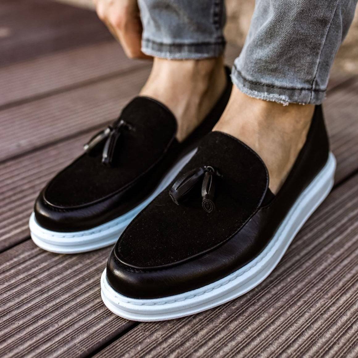 frugter vinden er stærk Tante Casual Loafers for Men by Apollo | Roma in Black & White – Apollo Moda